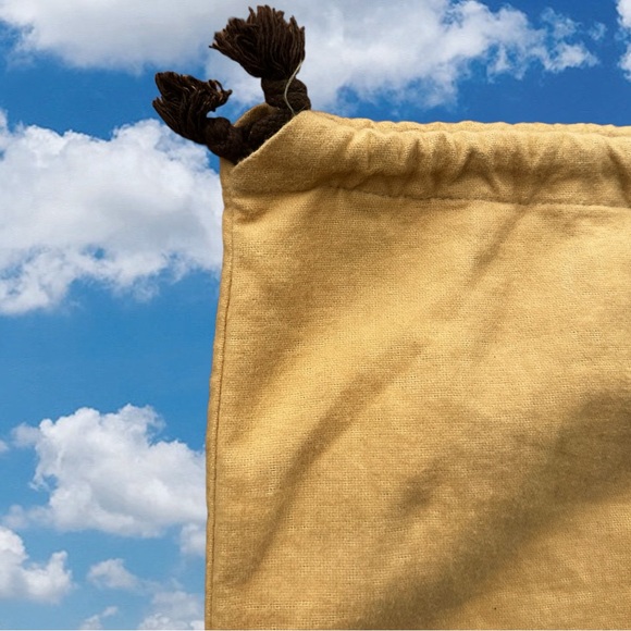 Louis Vuitton Extra Large Authentic Drawstring Dust Bag 22x32 - Picture 4 of 9